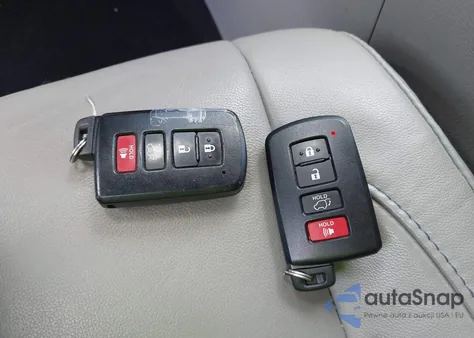 2018 Toyota Highlander Xle from USA, damaged, VIN 5TDKZRFH2JS531926